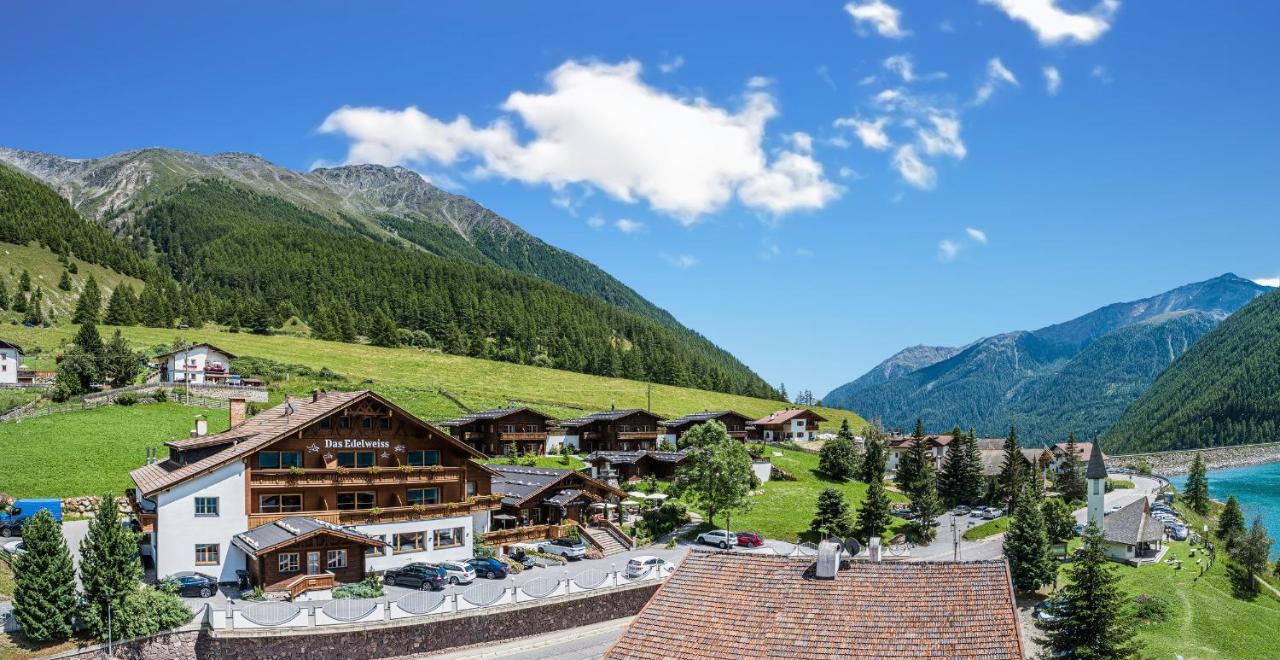 Hotel & Chalets Edelweiss Madonna  외부 사진