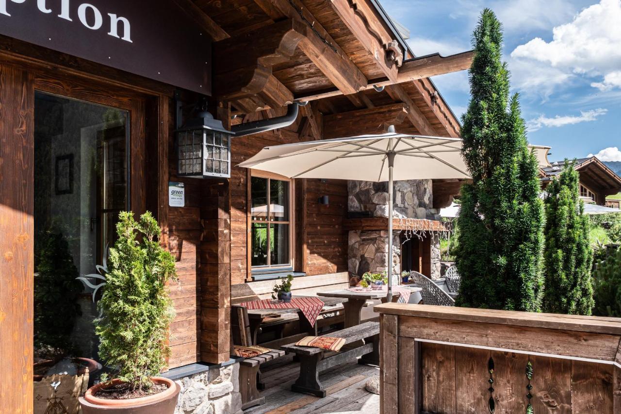Hotel & Chalets Edelweiss Madonna  외부 사진