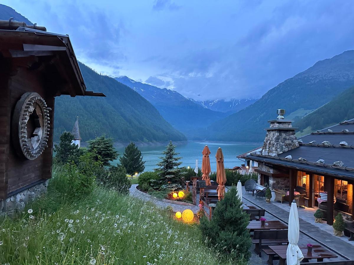 Hotel & Chalets Edelweiss Madonna  외부 사진