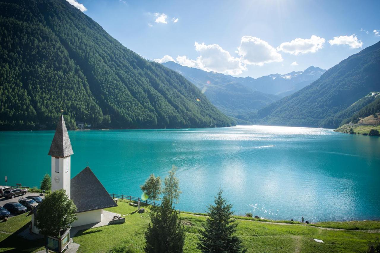 Hotel & Chalets Edelweiss Madonna  외부 사진